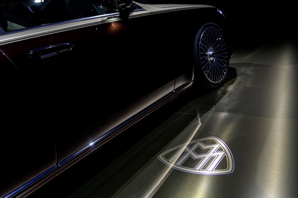 Trong khi Rolls-Royce tỏ ra giản dị, Mercedes-Maybach S-Class thế hệ mới lại xa hoa tột độ ảnh 18