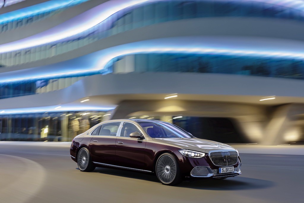 Trong khi Rolls-Royce tỏ ra giản dị, Mercedes-Maybach S-Class thế hệ mới lại xa hoa tột độ ảnh 19