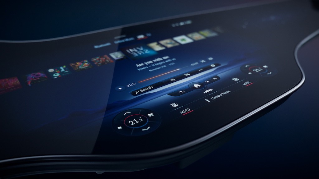 Ngỡ ngàng với siêu hệ thông tin giải trí MBUX Hyperscreen trên xe Mercedes: Cả bảng táp-lô là màn hình! ảnh 2