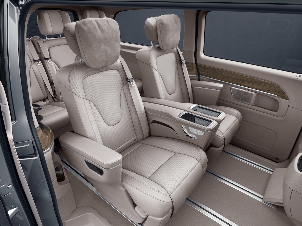 Mercedes nâng tầm minivan V-Class thành xe sang, lắp sẵn ghế ngồi như khoang thương gia máy bay ảnh 7