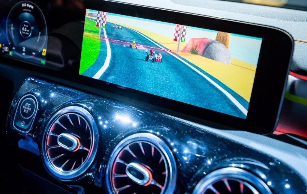 Xe Mercedes-Benz sẽ có nhiều trò chơi điện tử (game) tích hợp sẵn  ảnh 4