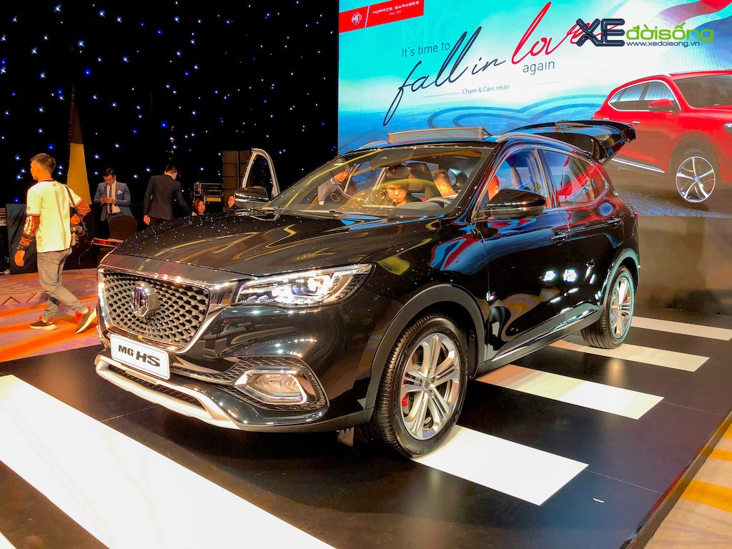 Với giá 788 triệu đồng, MG HS 2020 có gì để cạnh tranh Mazda CX-5 và Honda CR-V tại Việt Nam? ảnh 3