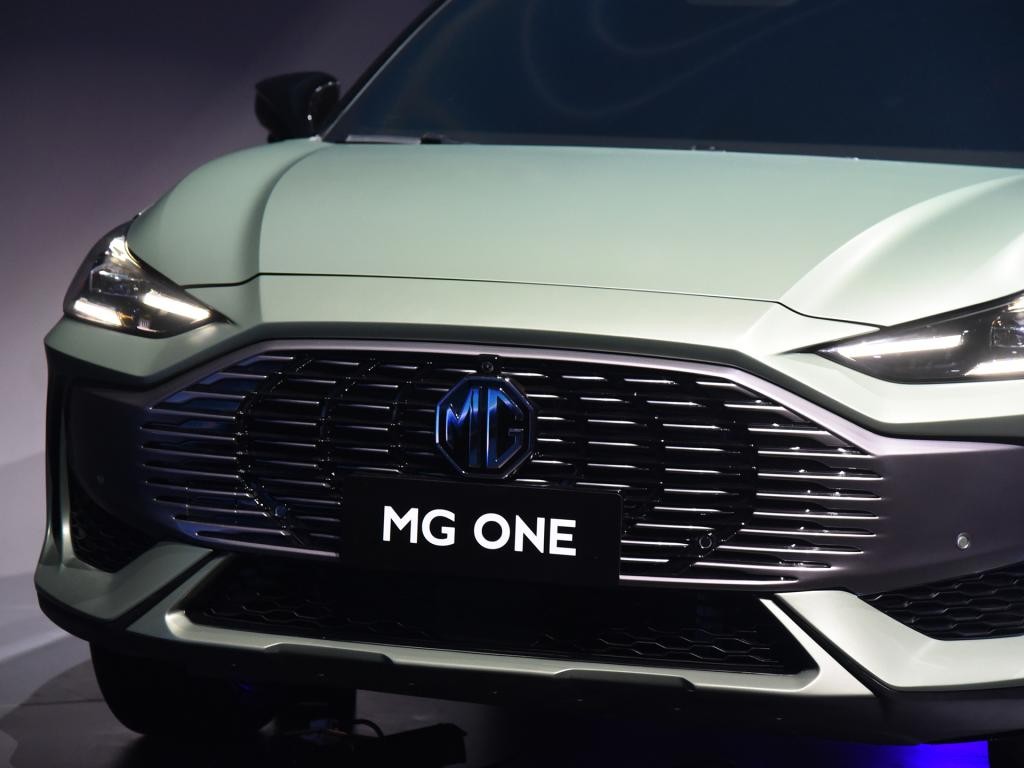 MG One ra mắt: Tranh giành ngôi “hoa hậu SUV hạng C” với Mazda CX-5, liệu sẽ thay HS tại Việt Nam? ảnh 6