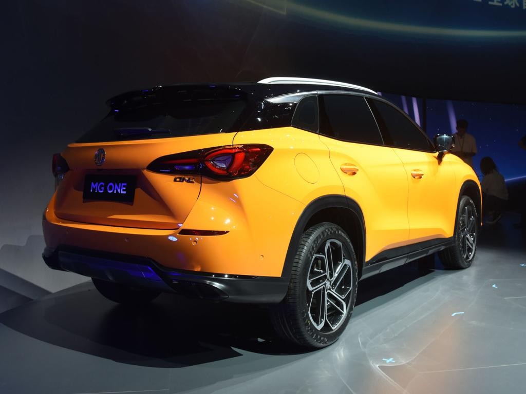 MG One ra mắt: Tranh giành ngôi “hoa hậu SUV hạng C” với Mazda CX-5, liệu sẽ thay HS tại Việt Nam? ảnh 11