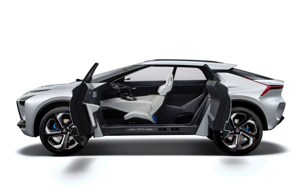 Mitsubishi e-Evolution: Tư duy tiến bộ về xe hơi tương lai ảnh 4