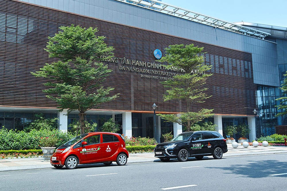 Mitsubishi Motors bàn giao loạt xe ô tô điện cho TP.Đà Nẵng ảnh 4