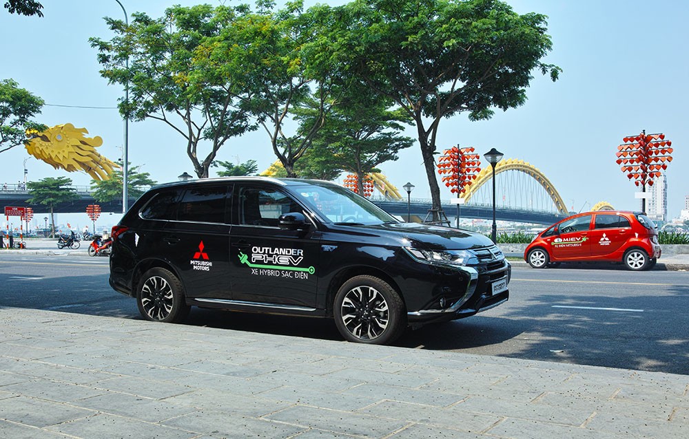 Mitsubishi Motors bàn giao loạt xe ô tô điện cho TP.Đà Nẵng ảnh 6