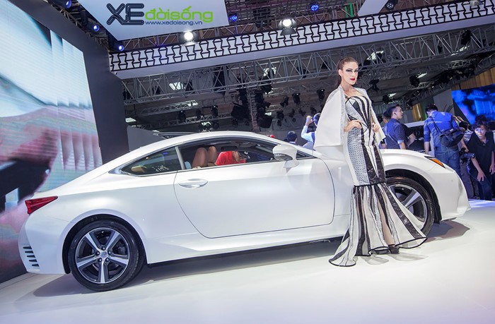 Coupe hạng sang Lexus RC Turbo chốt giá 2,98 tỷ đồng tại Việt Nam ảnh 2