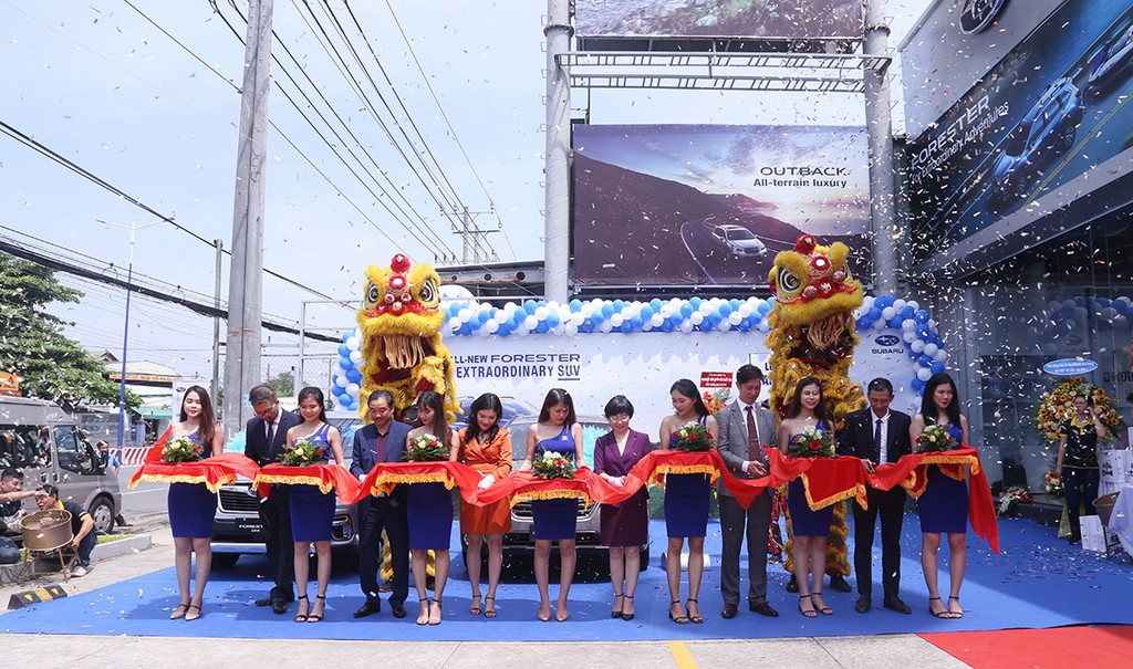 Subaru Việt Nam khai trương đồng loạt 3 đại lý ủy quyền mới  ảnh 1