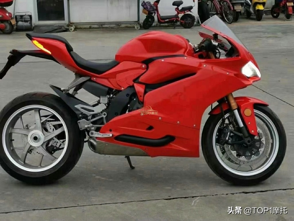 Mẫu sportbike Moxiao 500RR tới từ Trung Quốc “nhái” giống hệt Ducati Panigale ảnh 3