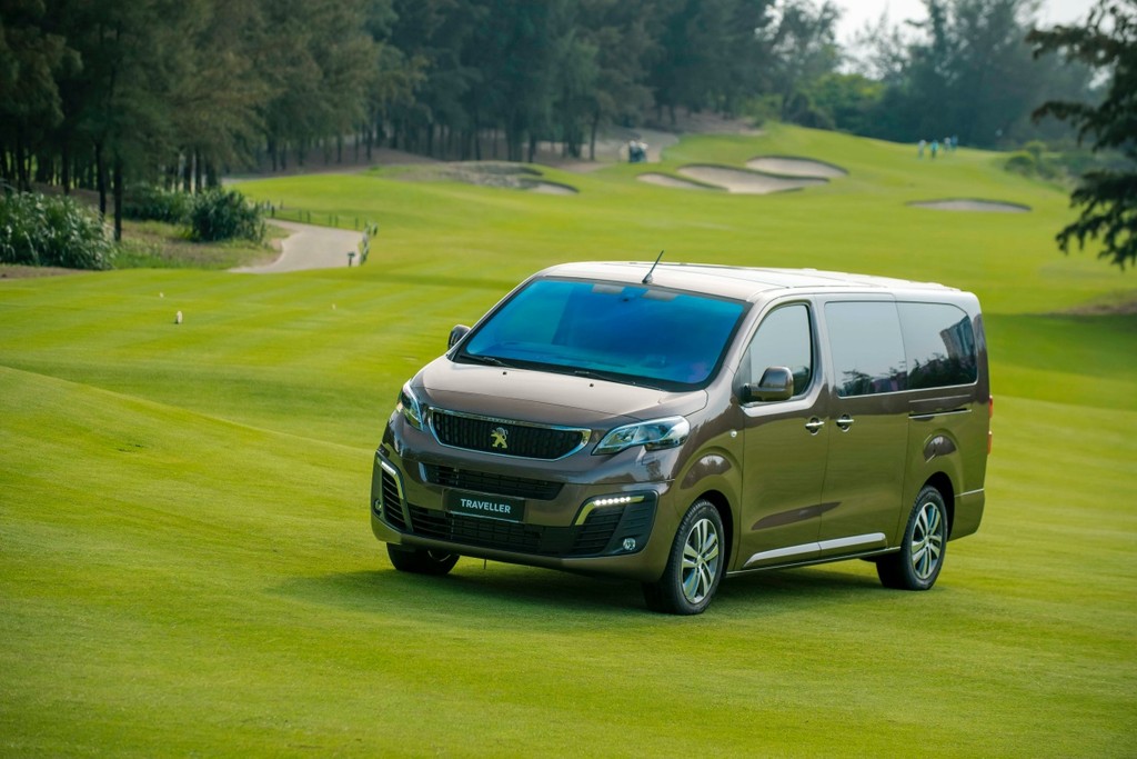  THACO ra mắt MPV Peugeot Traveller Luxury và Premium, giá 1,699 và 2,249 tỉ đồng ảnh 4