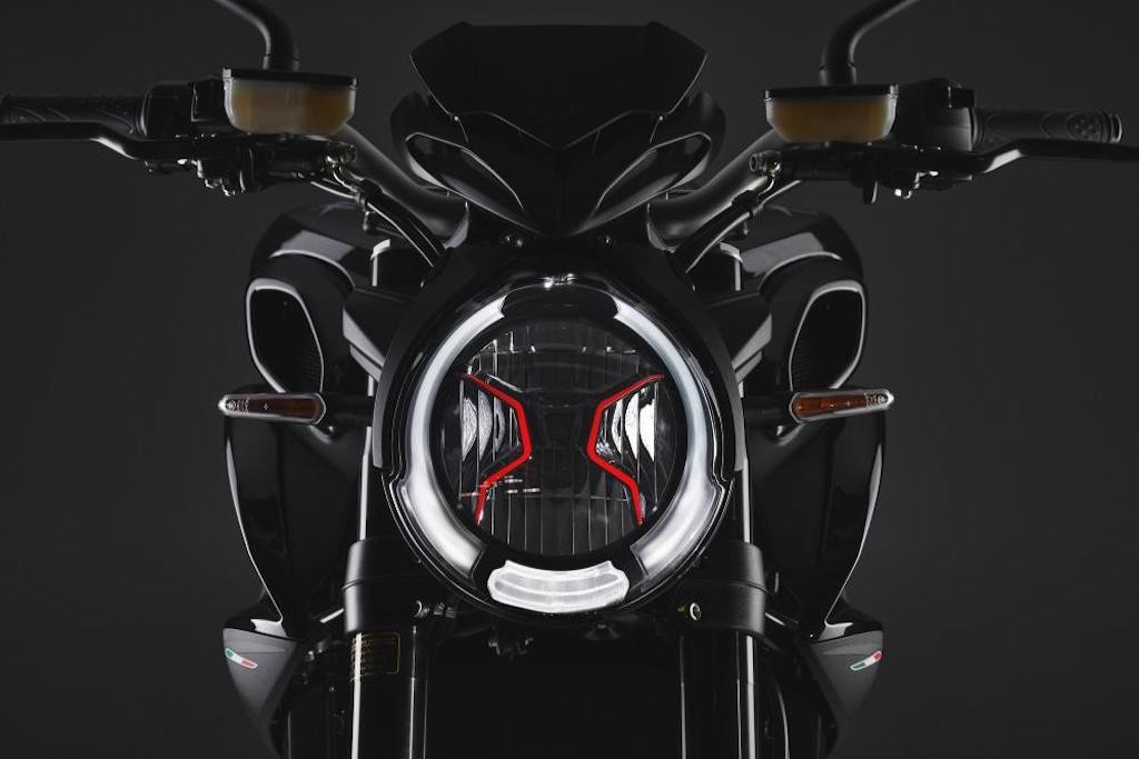 Bạn có thể nhận ra những thay đổi mà MV Agusta đã làm với siêu naked bike hạng trung Brutale 800 2021? ảnh 5