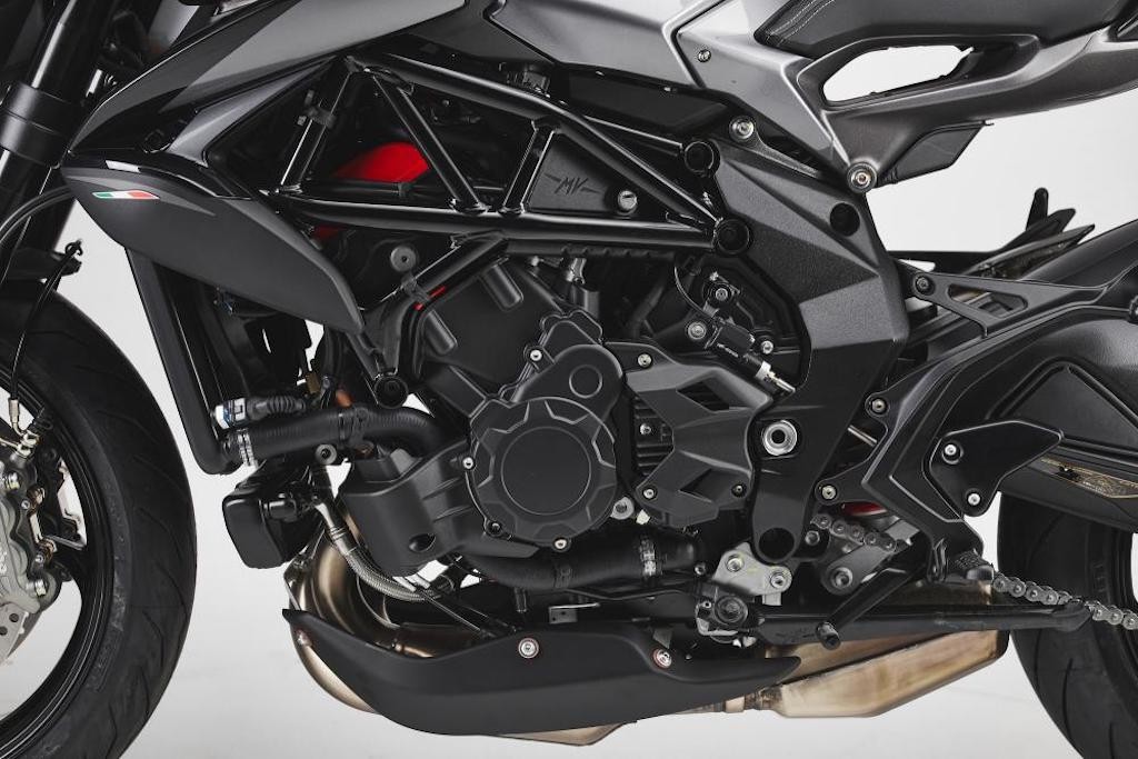 Bạn có thể nhận ra những thay đổi mà MV Agusta đã làm với siêu naked bike hạng trung Brutale 800 2021? ảnh 10
