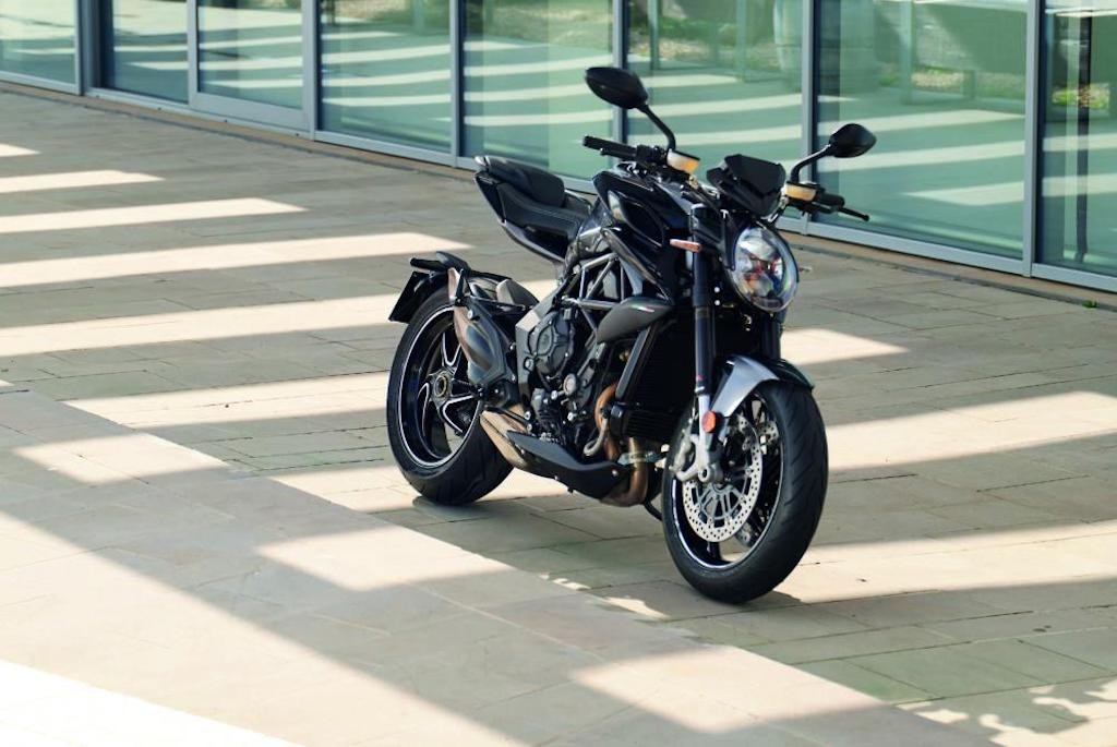 Bạn có thể nhận ra những thay đổi mà MV Agusta đã làm với siêu naked bike hạng trung Brutale 800 2021? ảnh 14