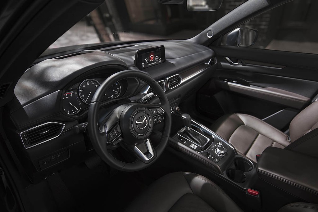 Ra mắt Mazda CX-5 Signature 2019: máy 2.5 Turbo, nội thất như xe sang ảnh 4