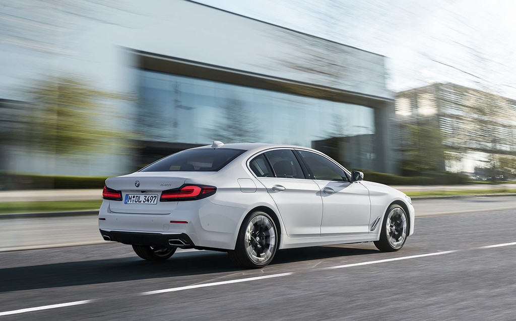 Chính thức ra mắt BMW 5 Series 2021 “facelift”, phổ cập công nghệ 48V Mild-Hybrid ảnh 18