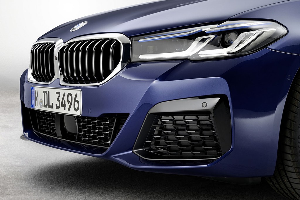 Chính thức ra mắt BMW 5 Series 2021 “facelift”, phổ cập công nghệ 48V Mild-Hybrid ảnh 7