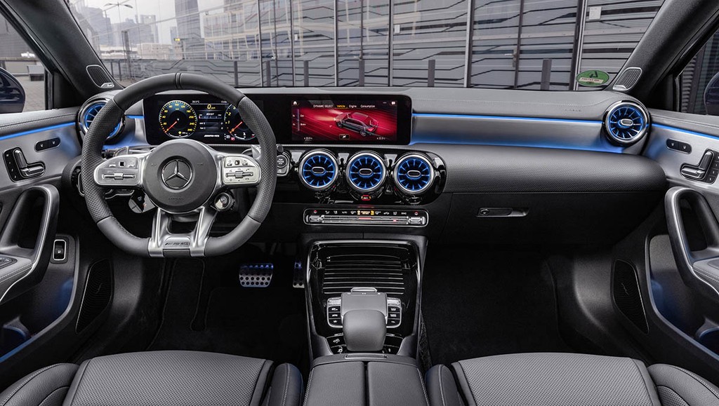 Ra mắt Mercedes-AMG A 35 Saloon mới: Sedan thể thao nhỏ mà chất ảnh 13