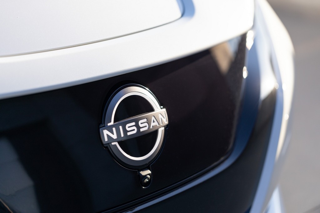 Nissan Leaf 2023 cập nhật thiết kế ngoại ngoại thất, số lượng tùy chọn chỉ còn hai phiên bản ảnh 3