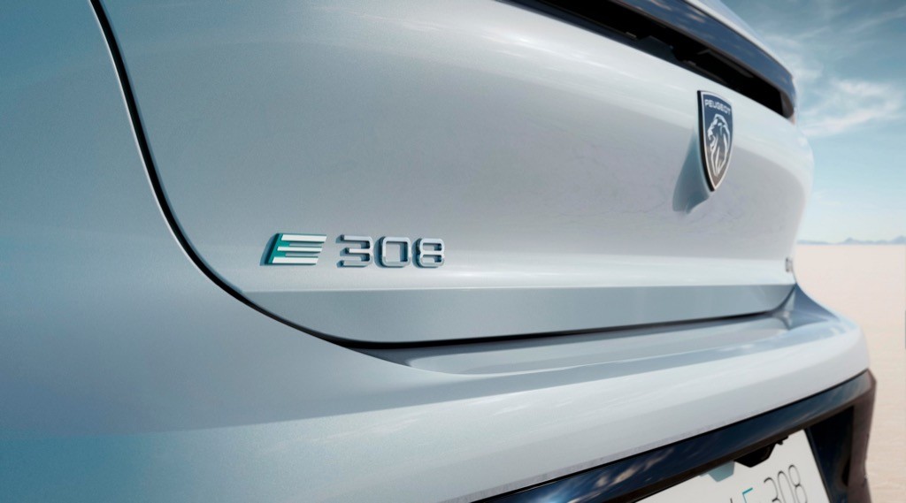 Ngắm xe hạng C Pháp Peugeot E-308 chạy hoàn toàn bằng điện, sạc một lần đi được hơn 400km ảnh 4