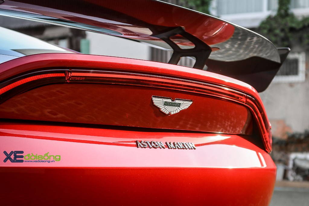Khám phá Aston Martin New VANTAGE “Hyper Red” hàng độc tại Việt Nam [Video] ảnh 16