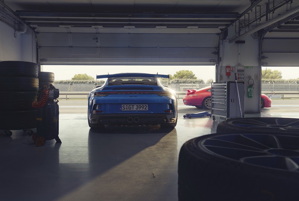 Chính thức trình làng Porsche 911 GT3 thế hệ mới (992) ảnh 4