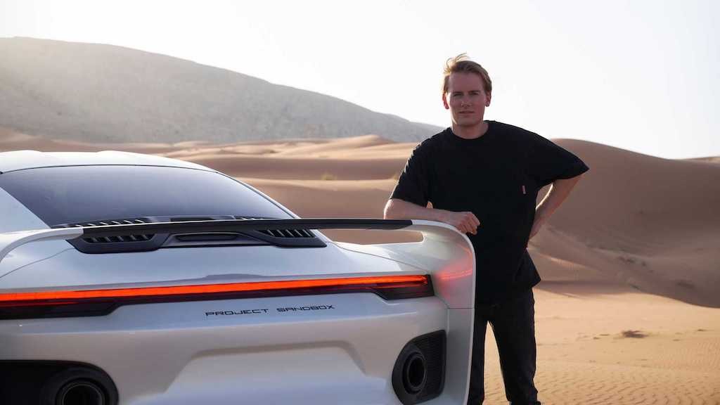Giấc mơ về một chiếc siêu xe địa hình Porsche 911 hiện đại đã trở thành sự thật nhờ một chàng trai 27 tuổi! ảnh 1