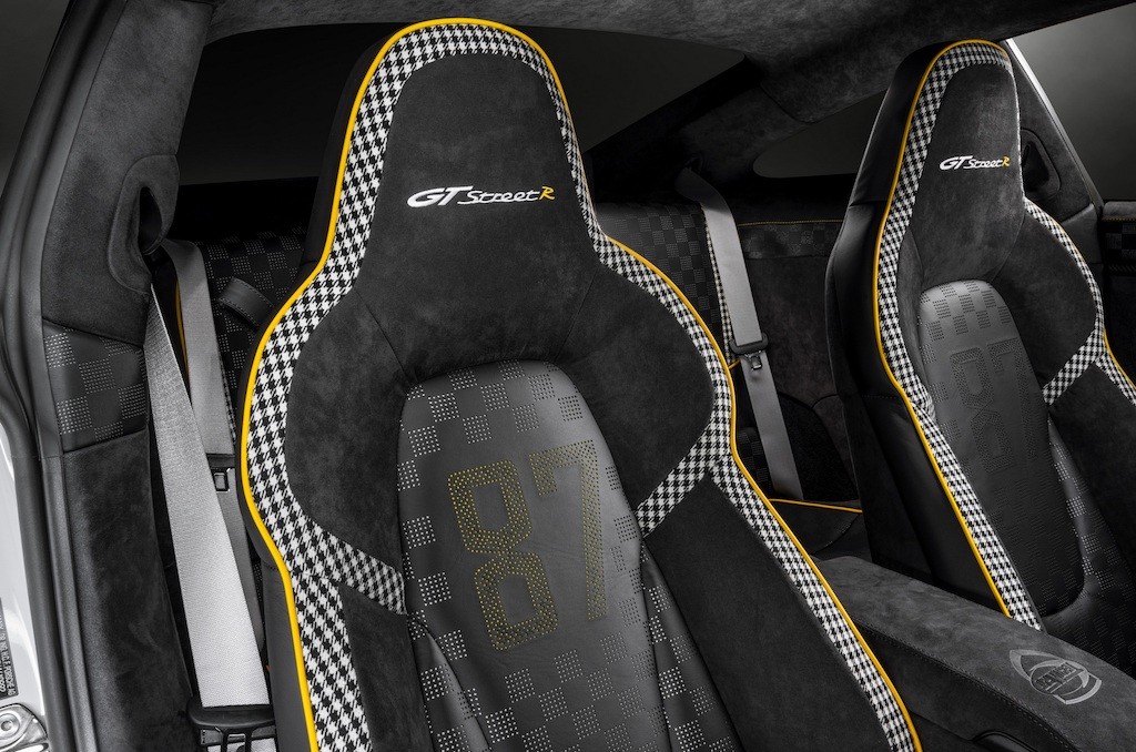Không đợi được Porsche ra 911 GT2 RS thế hệ mới? Đây là lựa chọn “tạm thời” dành cho các đại gia từ TechArt ảnh 6
