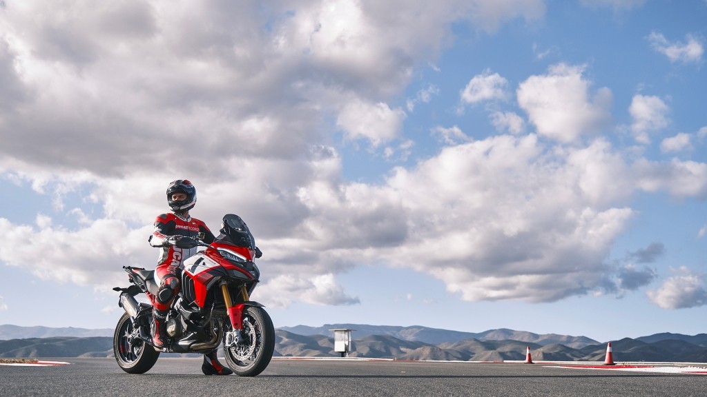 Ducati ra mắt “trùm cuối” Multistrada V4 Pikes Peak – Ông vua của những ngọn đồi ảnh 11
