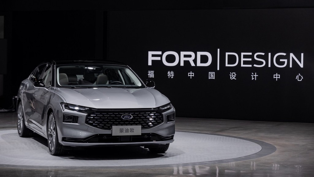 Ford Mondeo 2022 thế hệ mới ra mắt Thế giới, chỉ có một 