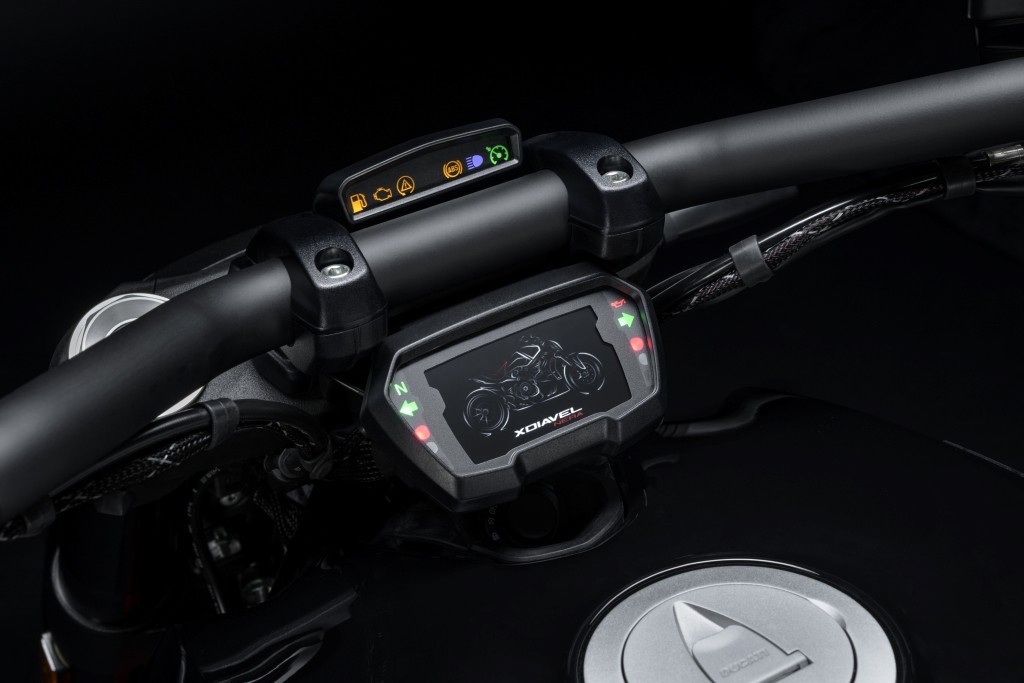 Ngắm nhìn Ducati XDiavel Nera: Sự kết hợp tài tình cùng thương hiệu nội thất da Poltrona Frau danh tiếng ảnh 6