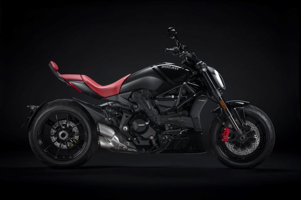 Ngắm nhìn Ducati XDiavel Nera: Sự kết hợp tài tình cùng thương hiệu nội thất da Poltrona Frau danh tiếng ảnh 8