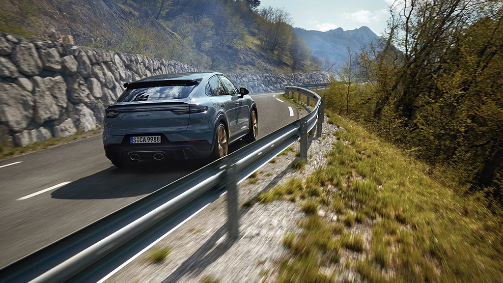 Ra mắt Porsche Cayenne Turbo GT Coupe: Vua tốc độ mới trong làng siêu SUV ảnh 16