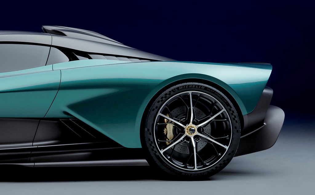 Ra mắt Aston Martin Valhalla: Siêu xe Hybrid 950PS kỷ nguyên mới với tham vọng “bá vương” ảnh 10