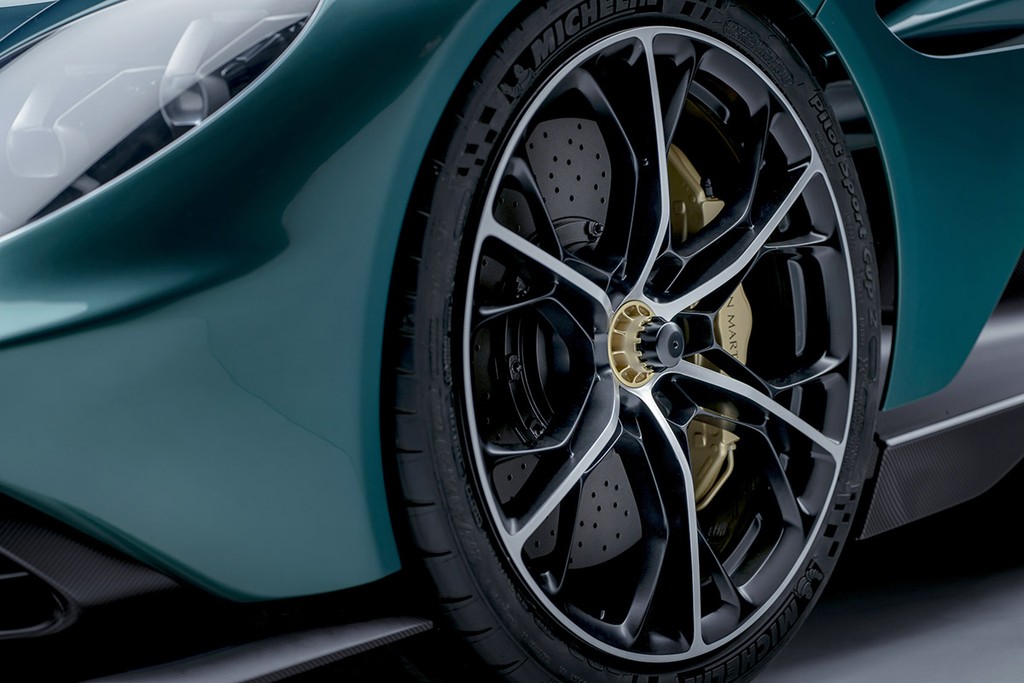 Ra mắt Aston Martin Valhalla: Siêu xe Hybrid 950PS kỷ nguyên mới với tham vọng “bá vương” ảnh 8