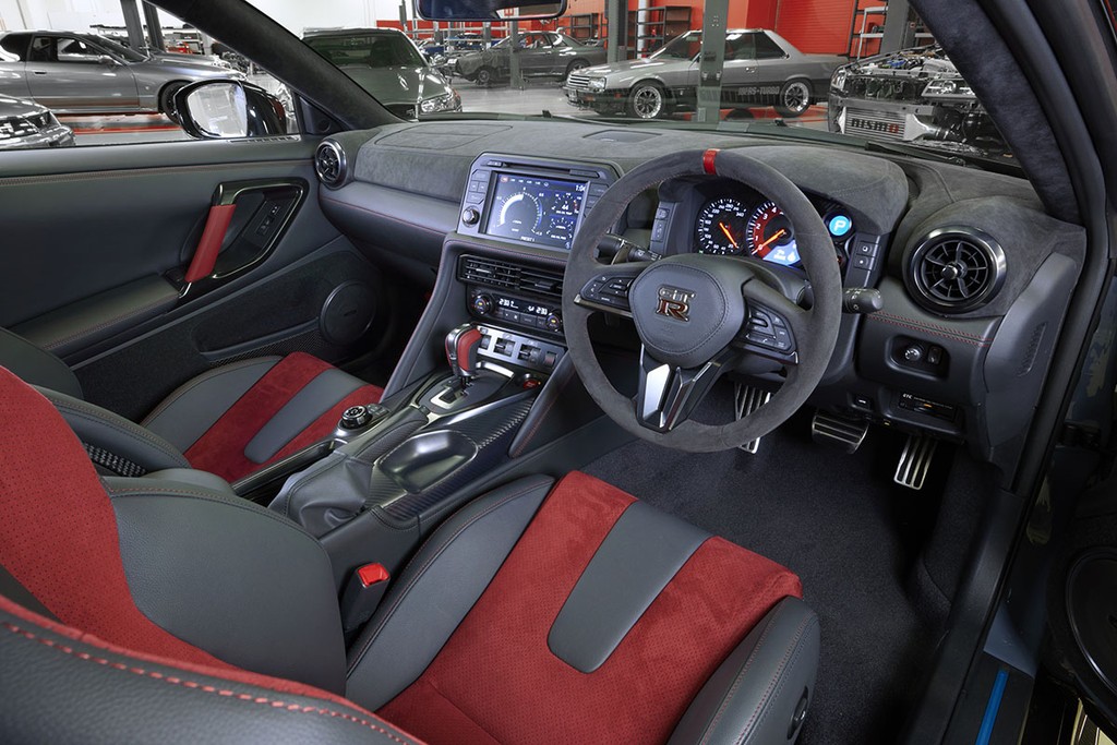 Ra mắt siêu phẩm Nissan GT-R NISMO Special Edition, ngoại thất màu Xám “tàng hình” ảnh 17