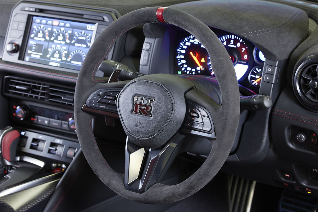 Ra mắt siêu phẩm Nissan GT-R NISMO Special Edition, ngoại thất màu Xám “tàng hình” ảnh 18
