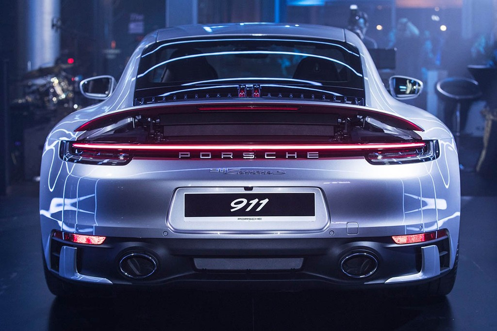 Porsche 911 thế hệ mới (992) chính thức ra mắt Việt Nam, diện kiến đầy ấn tượng ảnh 19