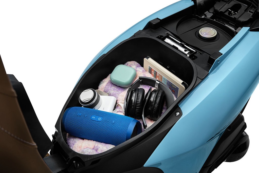 Ra mắt xe tay ga Yamaha Janus 2022 hoàn toàn mới, giá 