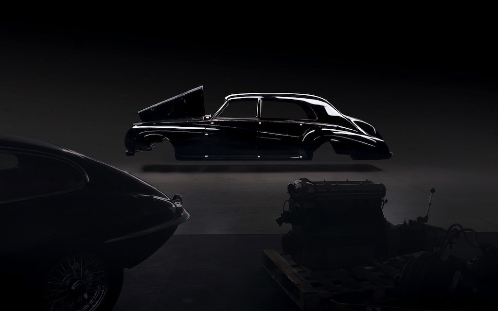 Trông vẫn đậm chất cổ điển, chiếc Rolls-Royce Phantom 59 tuổi này đang chạy động cơ của tương lai! ảnh 10