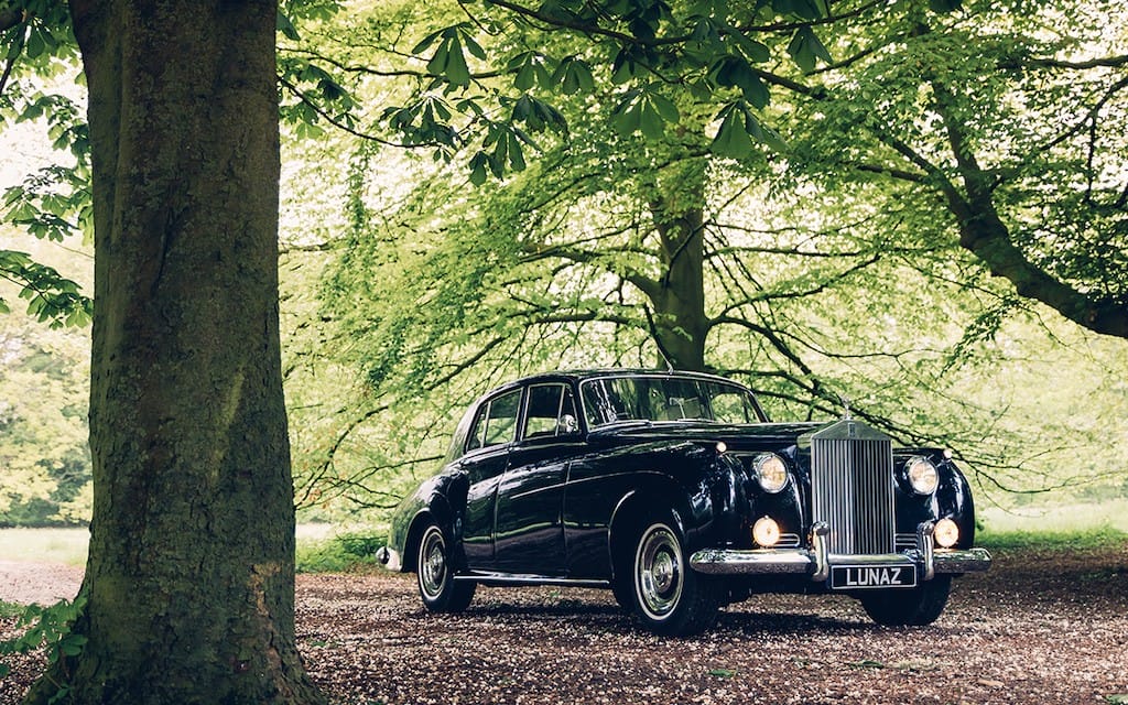 Trông vẫn đậm chất cổ điển, chiếc Rolls-Royce Phantom 59 tuổi này đang chạy động cơ của tương lai! ảnh 18