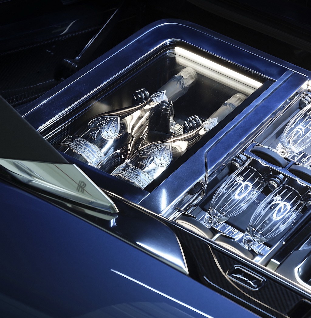 Diện kiến Rolls-Royce Boat Tail: Xe hơi đắt nhất Thế giới, giá hơn 650 tỷ đồng ảnh 18