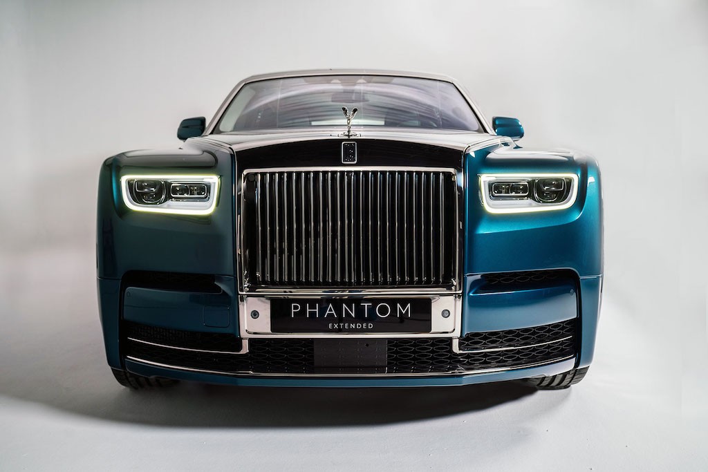 Rolls-Royce dùng hơn 3.000 cọng lông chim, biến nội thất Phantom thành phòng tranh nghệ thuật ảnh 8
