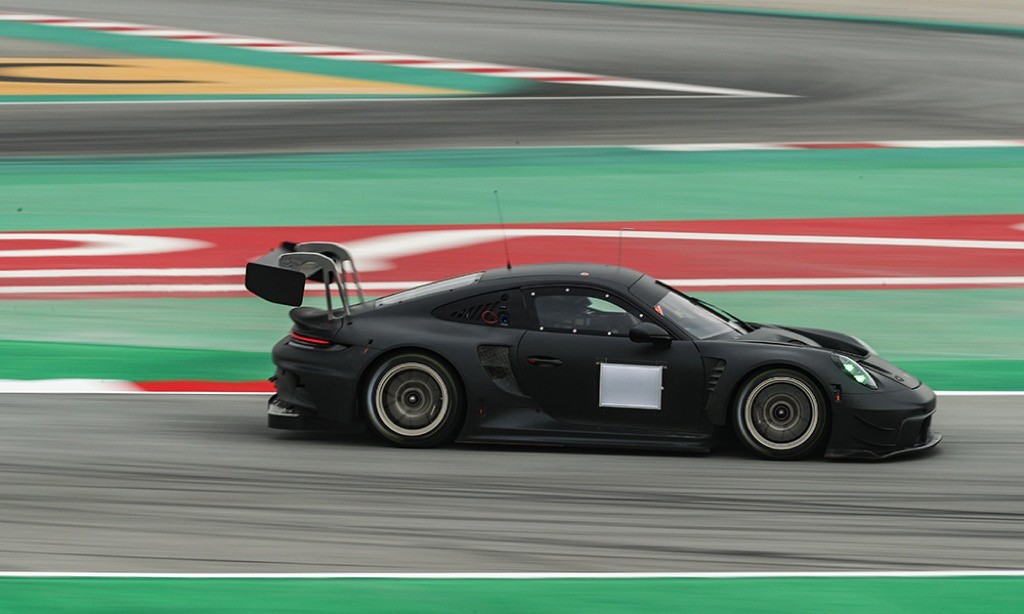 Siêu xe đua Porsche 911 GT3 R thế hệ mới lộ diện, cũng phải dựa vào “số hoá” để cải thiện thành tích ảnh 6