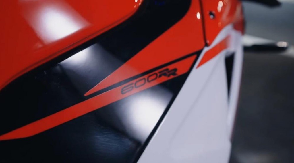 Honda CBR650R sắp gặp “đối” từ Trung Quốc: thiết kế khiến Ducati phải đặt dấu hỏi, sẽ có bản mang logo Benelli ảnh 5