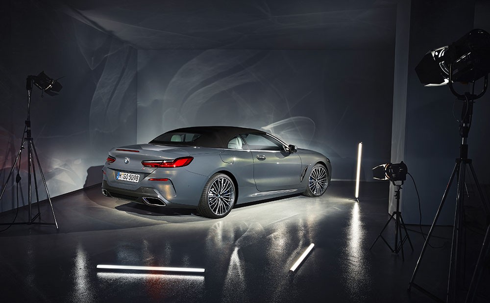 Vẻ đẹp BMW 8 Series Convertible 2019 mới qua ánh đèn studio ảnh 5