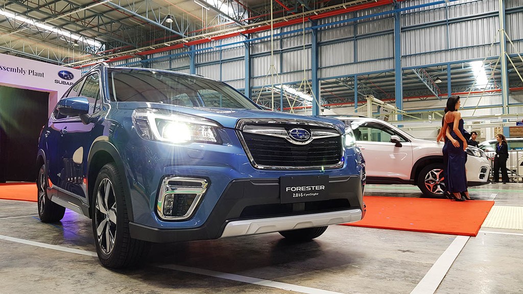 Nhập từ Thái Lan, Subaru Forester thế hệ mới có giá dưới 1,3 tỉ đồng, giảm hơn 300 triệu so với mẫu trước ảnh 2