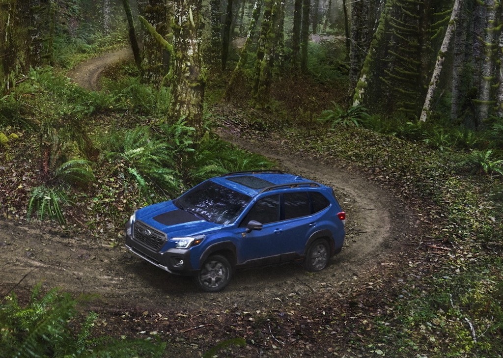 Subaru bổ sung thêm “giáp” cho Forester, nay vượt địa hình “đỉnh” gần ngang SUV off-road với bản Wilderness ảnh 13