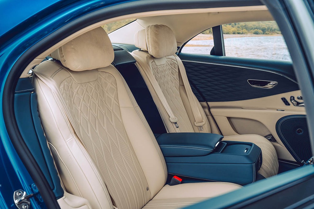 Diện kiến siêu sedan Bentley Flying Spur 2020 First Edition: Xa hoa mà còn khác biệt ảnh 6