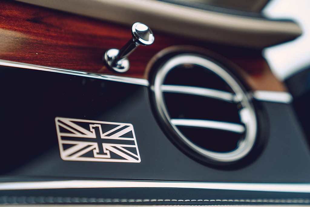 Diện kiến siêu sedan Bentley Flying Spur 2020 First Edition: Xa hoa mà còn khác biệt ảnh 8